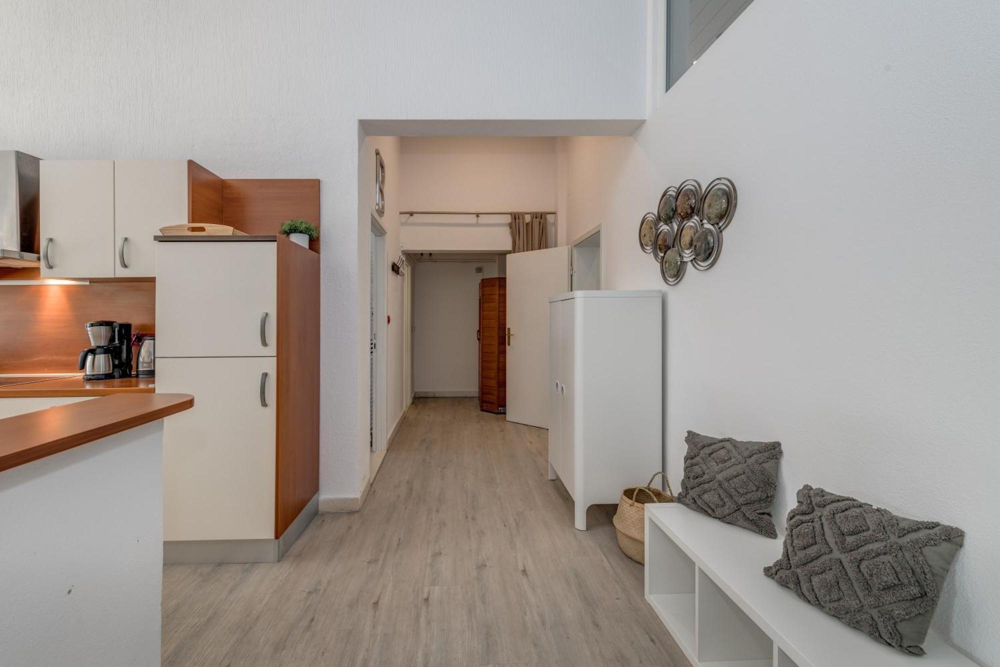 Apartments With Pool Vrdoljak Omiš Oda fotoğraf